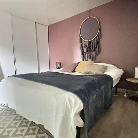 Appartamento Le Grandthille Châlons-en-Champagne Esterno foto
