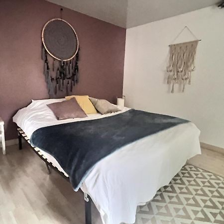 Appartamento Le Grandthille Châlons-en-Champagne Esterno foto